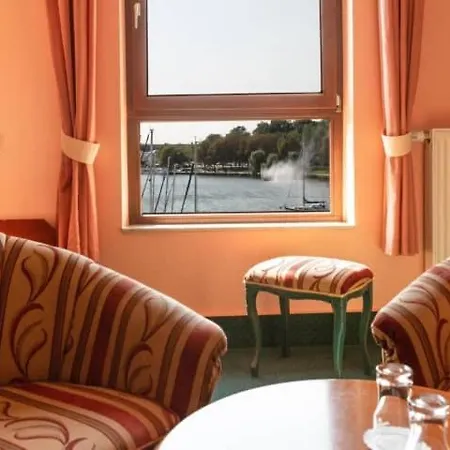 Seestern Hotel Röbel